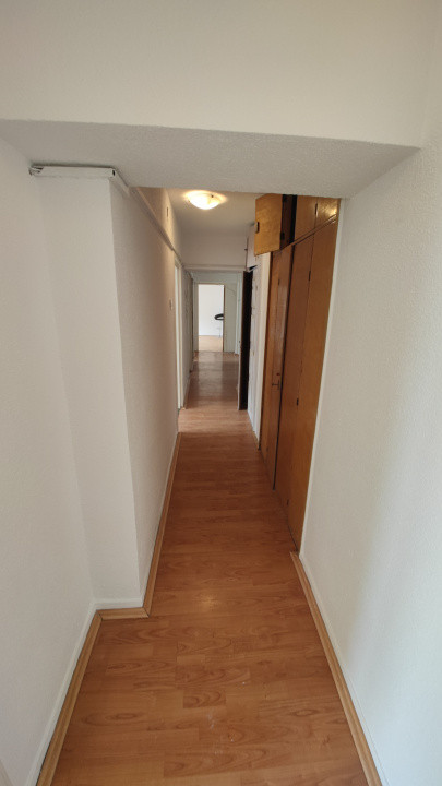 Inchiriere 3 camere Decebal stradal