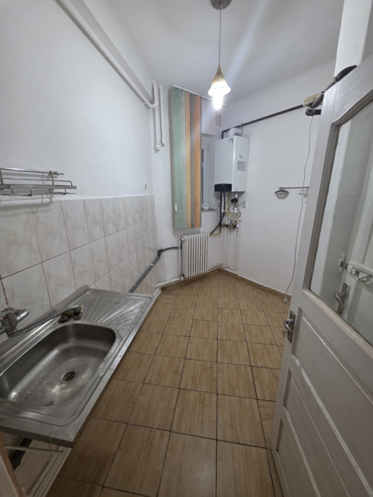 Inchiriere 2 camere Dacia Vasile lascar