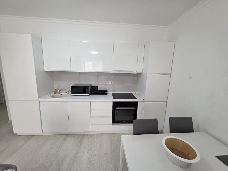 Inchiriere 2 camere Pipera 