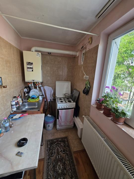 Vanzare 2 camere Rahova - Crizantemelor 