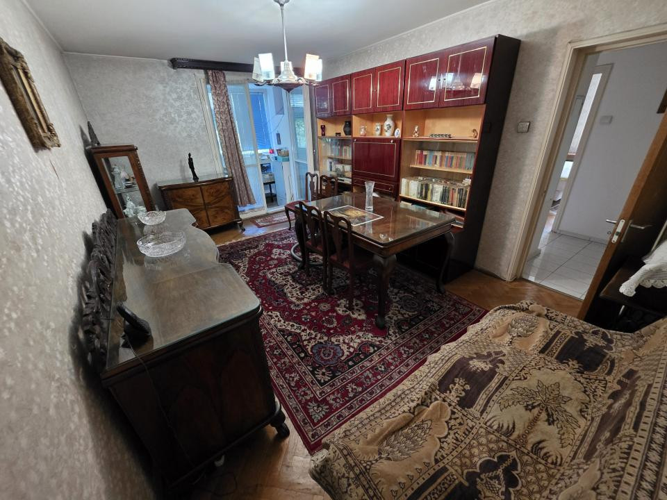 Vanzare 3 camere Dristor - Ramnicu Sarat 10 minute metrou