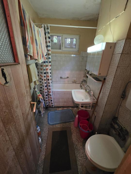 Vânzare  4 CAMERE  - BERCENI – TURNUL MĂGURELE