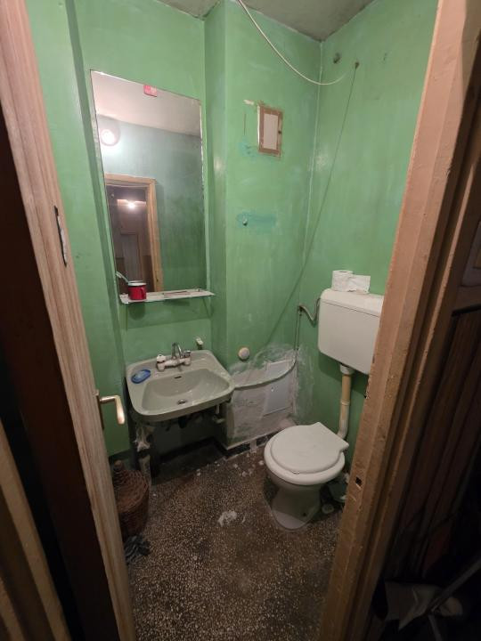 Vânzare  4 CAMERE  - BERCENI – TURNUL MĂGURELE